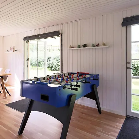 7 Person In Hyllinge-by Traum *