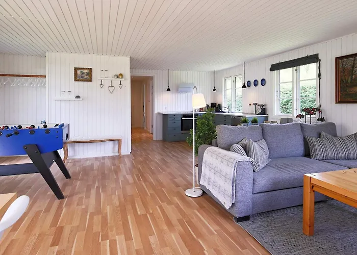Semesterbostad 7 Person In Hyllinge-by Traum *